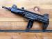 *697* Pistolet UZI, kal. 9x19 Semi-Auto