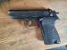 Pistolet P83